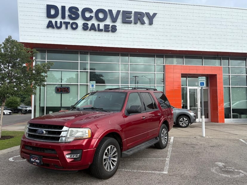2015 Ford Expedition - Image 1