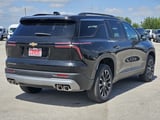 2026 Chevrolet Traverse - Preview 3