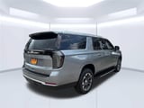 2026 Chevrolet Suburban - Preview 5