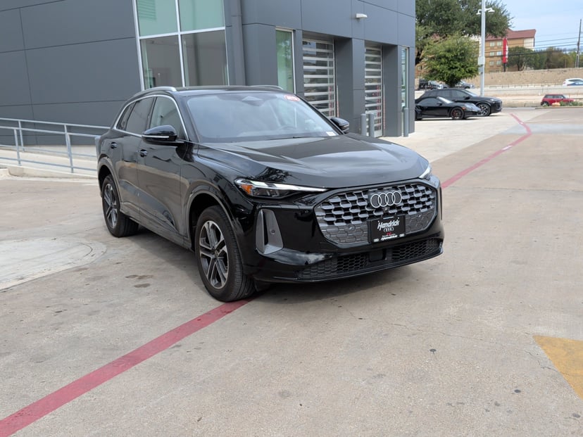 2025 Audi Q5 - Image 1
