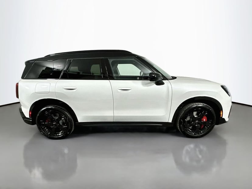 2027 MINI Countryman - Image 3