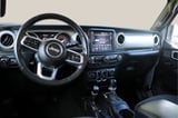2019 Jeep Wrangler - Preview 13