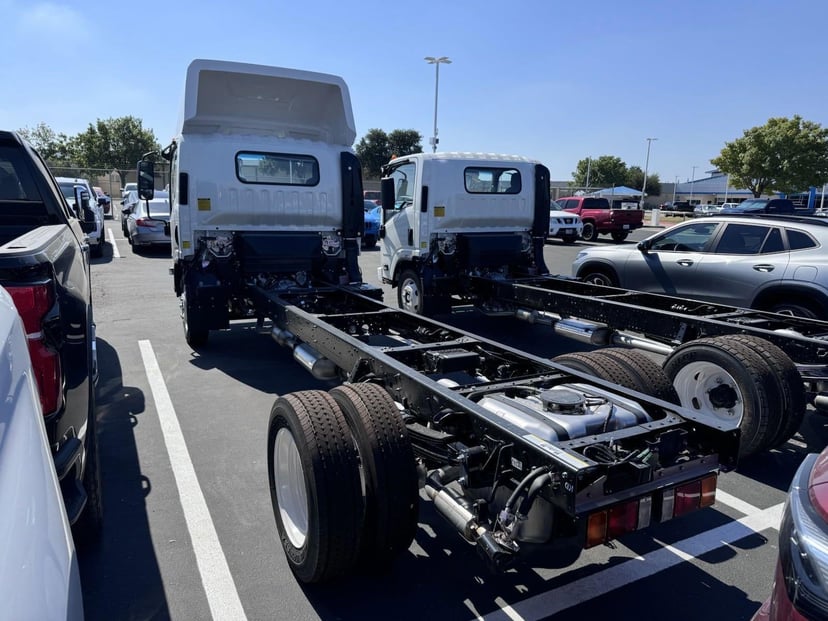 2025 Chevrolet Low Cab Forward - Image 2