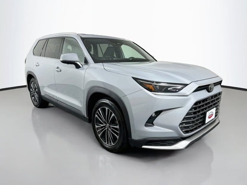 2025 Toyota Grand Highlander - Image 1