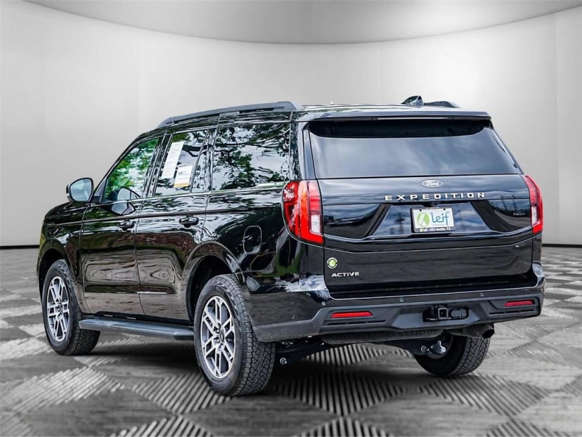 2025 Ford Expedition - Image 1