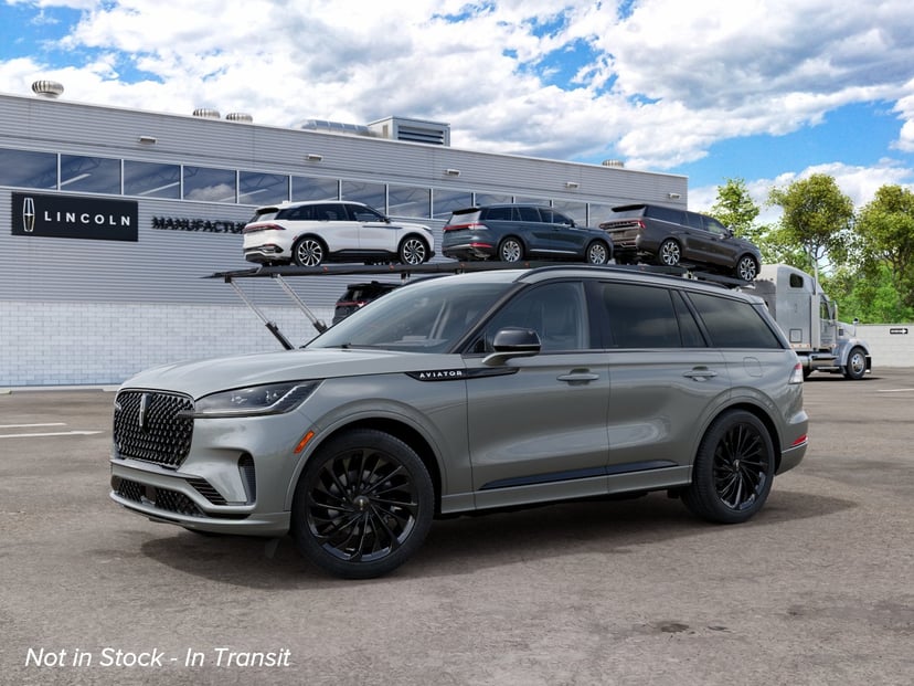 2027 Lincoln Aviator - Image 1