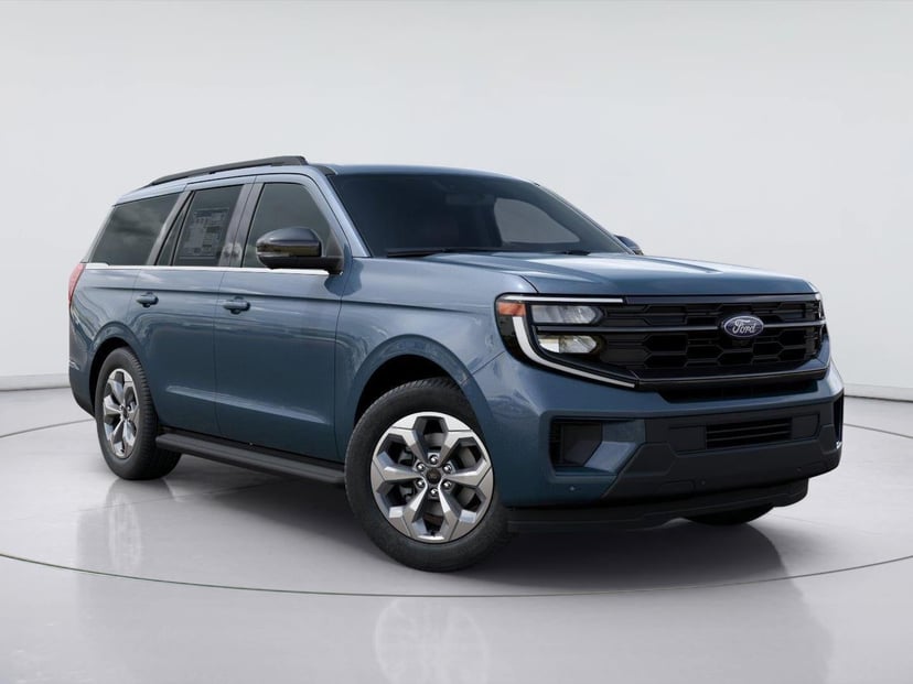 2027 Ford Expedition - Image 2