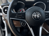2019 Alfa Romeo Stelvio - Preview 12