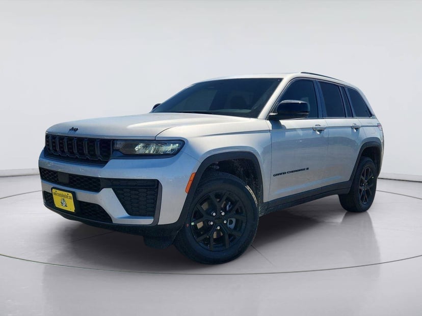 2026 Jeep Grand Cherokee - Image 1