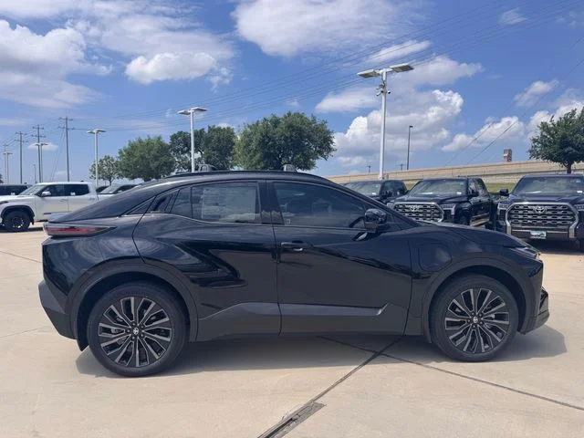 2026 Toyota C-HR - Image 2