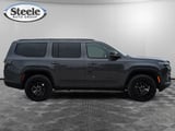 2026 Jeep Grand Wagoneer - Preview 6