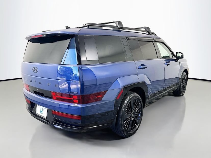 2025 Hyundai Santa Fe - Image 3