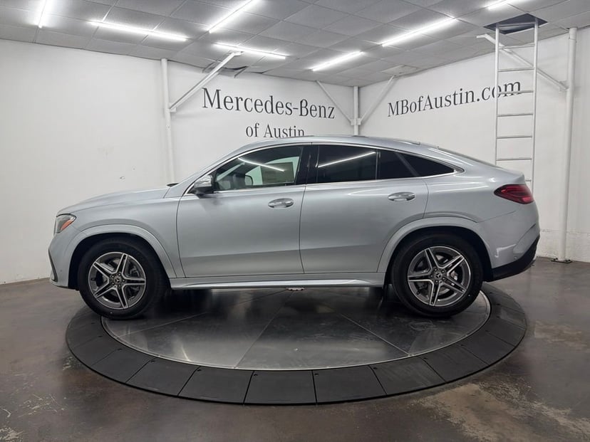 2026 Mercedes-Benz GLE - Image 2