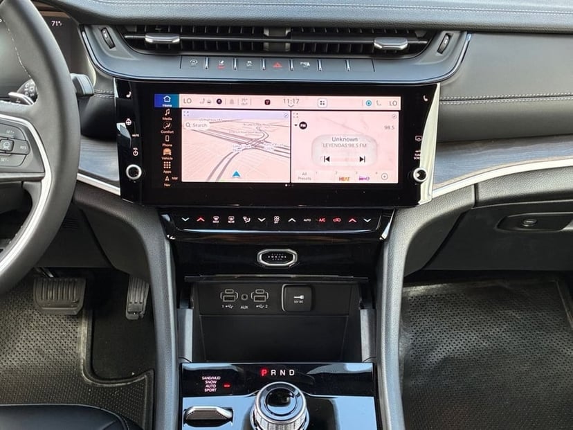 2026 Jeep Grand Cherokee L - Image 3
