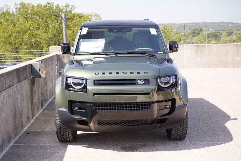 2026 Land Rover Defender - Image 3