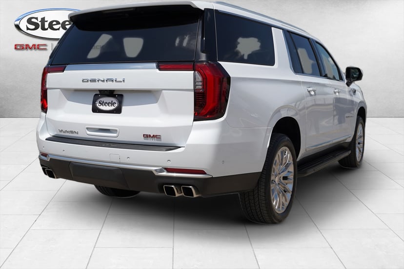 2026 GMC Yukon XL - Image 3