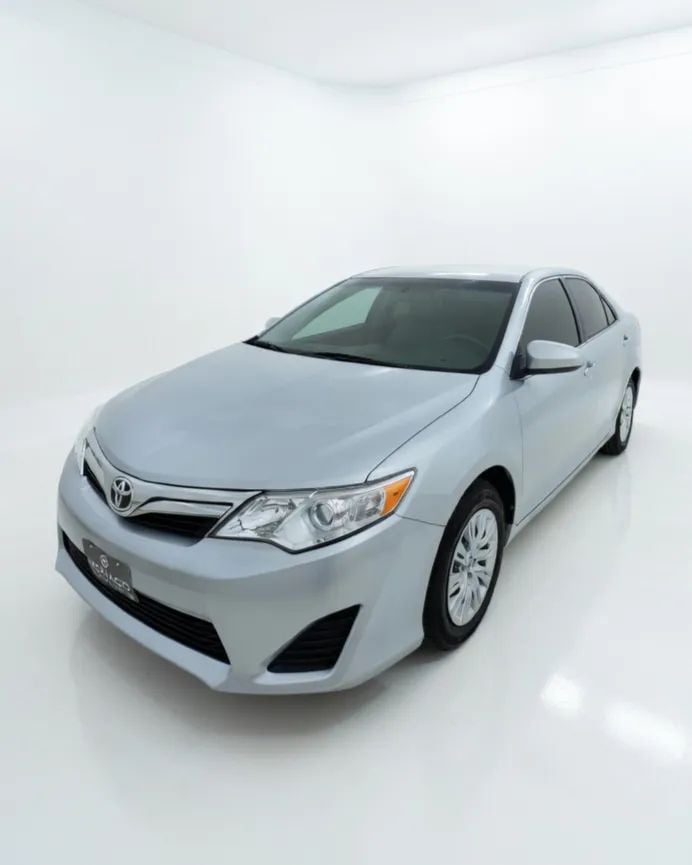 2014 Toyota Camry - Image 1