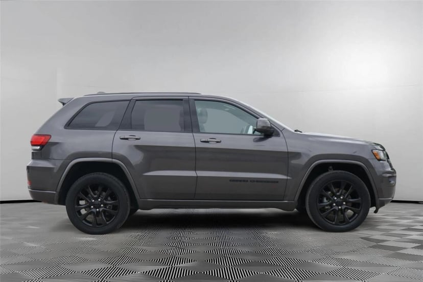 2019 Jeep Grand Cherokee - Image 1