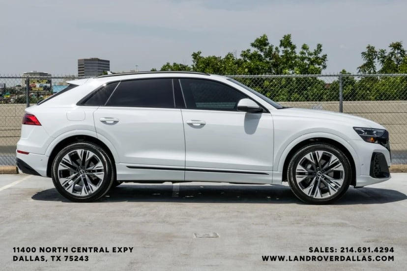 2024 Audi Q8 - Image 2