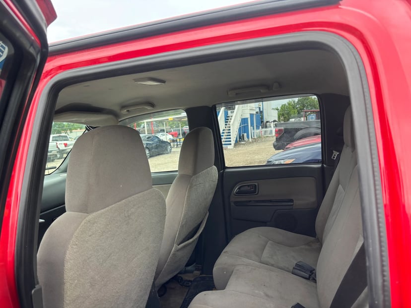 2005 Chevrolet Colorado Crew Cab - Image 3