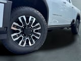 2026 GMC Sierra 2500HD - Preview 3