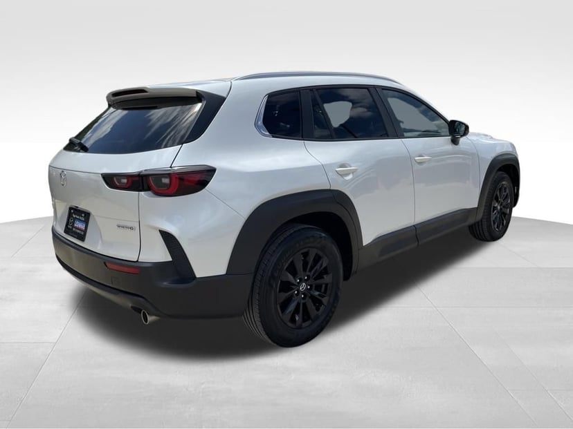 2025 Mazda CX-50 - Image 3