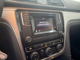 2017 Volkswagen Passat - Preview 14