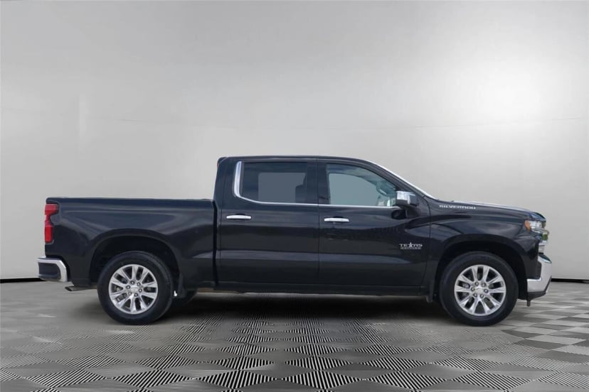 2021 Chevrolet Silverado - Image 2