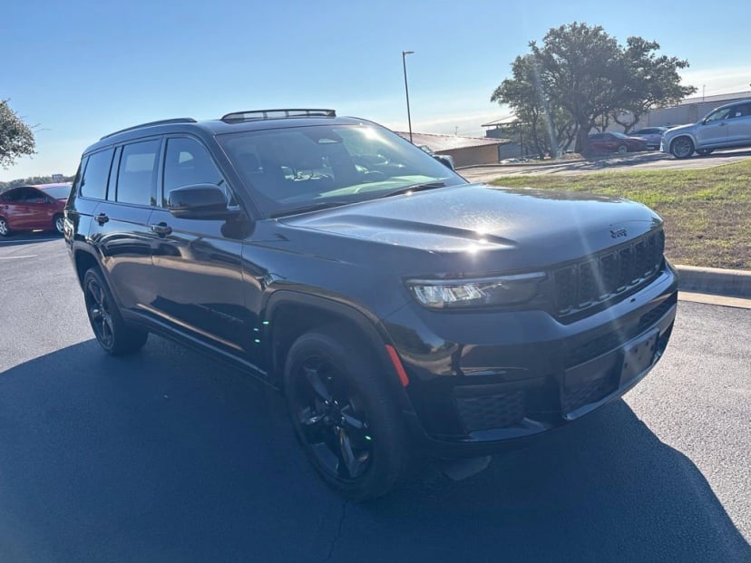 2024 Jeep Grand Cherokee L - Image 1