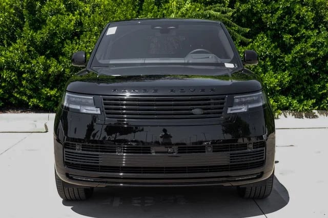 2026 Land Rover Range Rover - Image 3