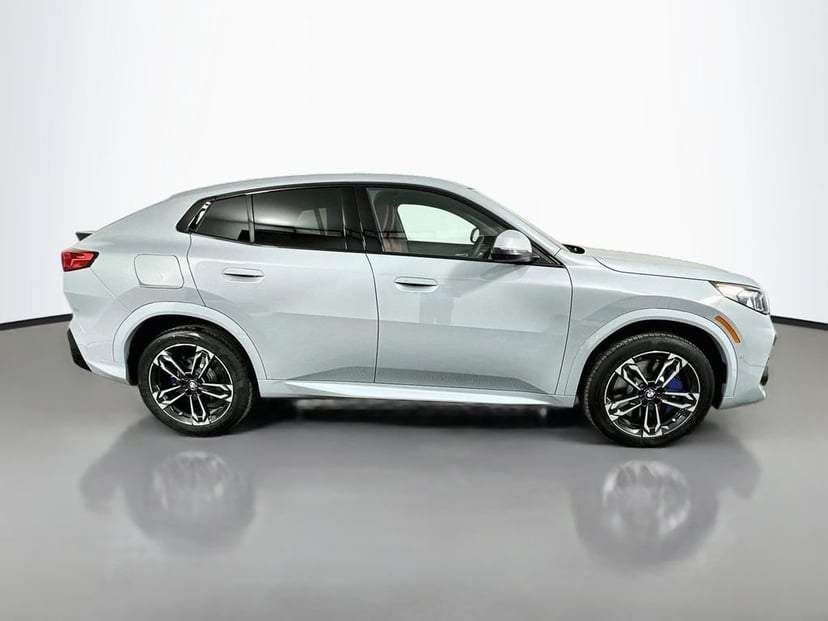 2027 BMW X2 - Image 3