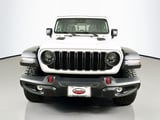 2024 Jeep Gladiator - Preview 3