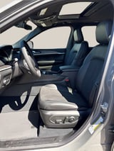2027 Jeep Grand Cherokee L - Preview 10