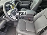2026 Land Rover Defender - Preview 12