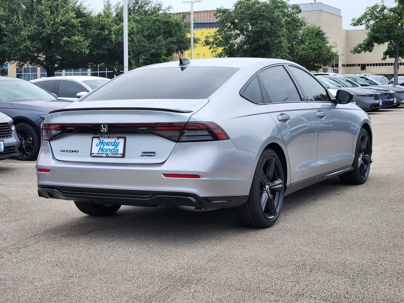 2026 Honda Accord - Image 2