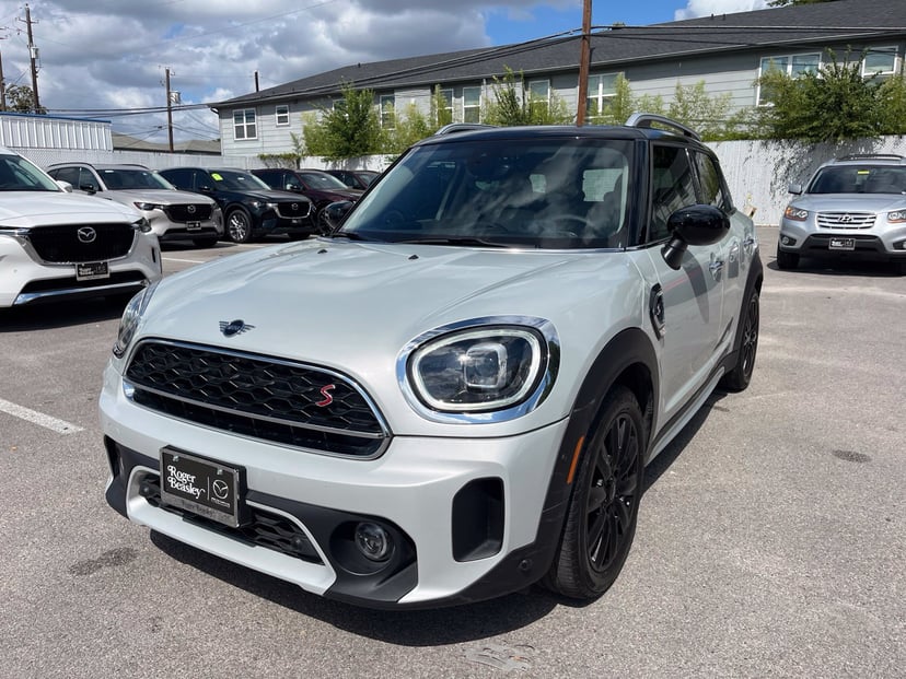 2023 MINI Countryman - Image 1
