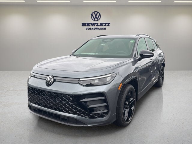 2026 Volkswagen Tiguan - Image 1