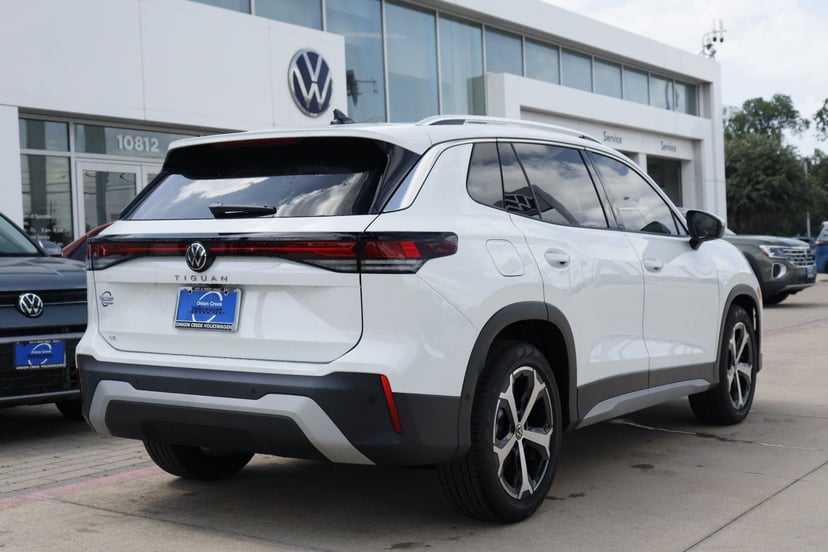 2026 Volkswagen Tiguan - Image 3
