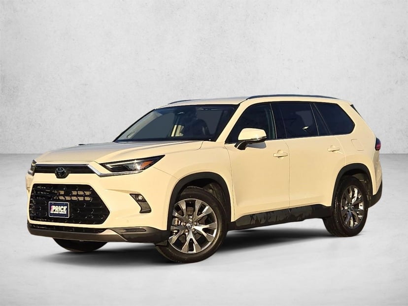 2024 Toyota Grand Highlander - Image 1