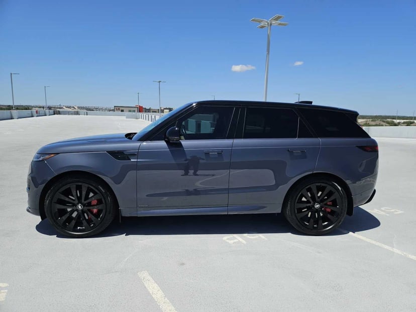 2025 Land Rover Range Rover Sport - Image 2