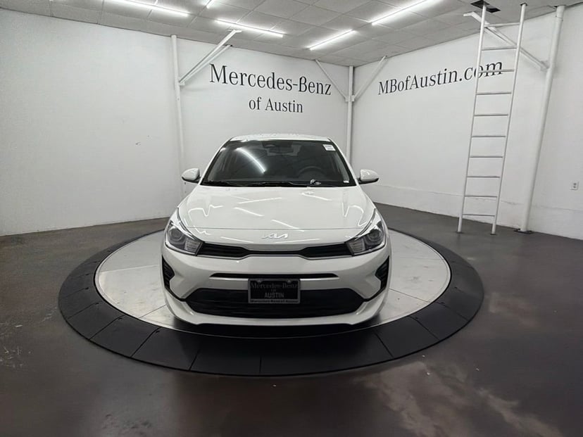 2023 Kia Rio - Image 3