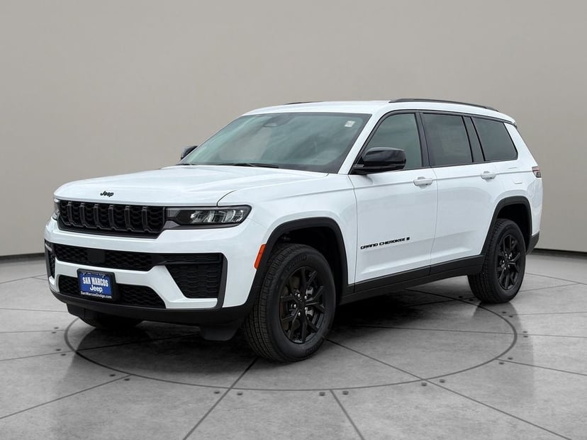 2026 Jeep Grand Cherokee - Image 1