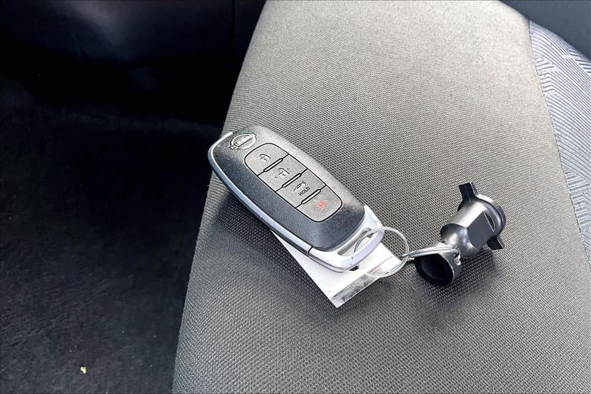2024 Nissan Versa - Image 2