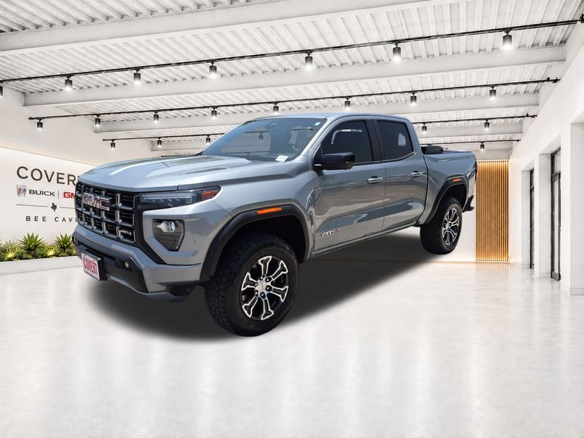 2023 GMC Canyon - Image 3