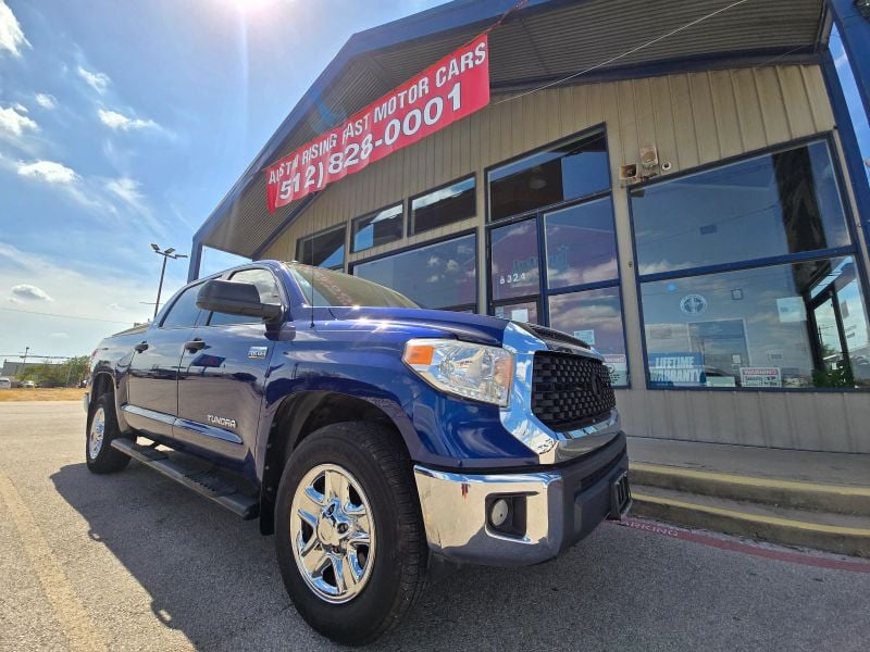 2015 Toyota Tundra - Image 1