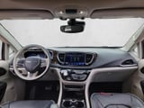 2021 Chrysler Pacifica - Preview 15