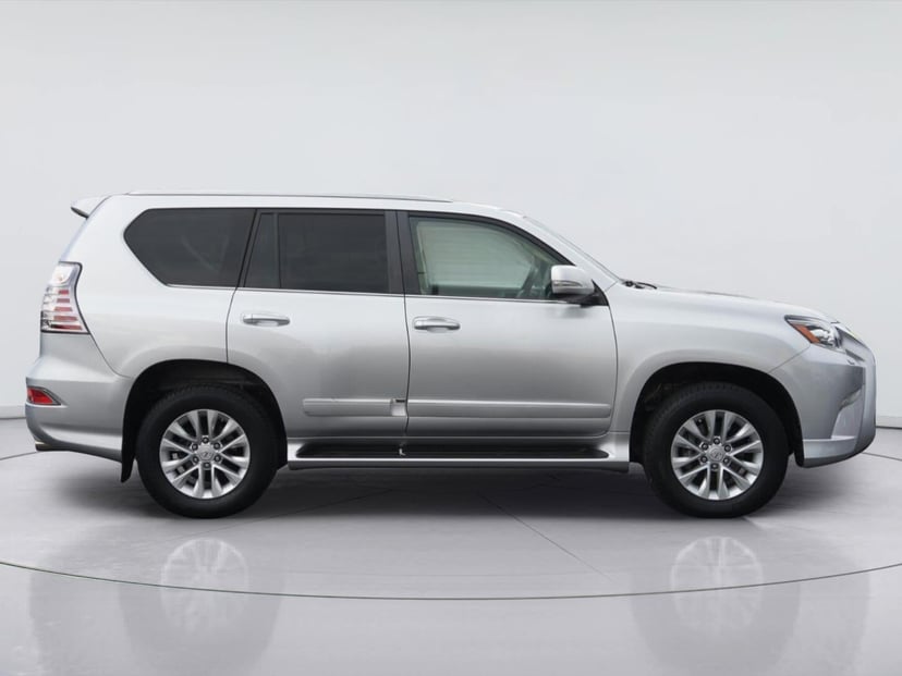 2017 Lexus GX - Image 2