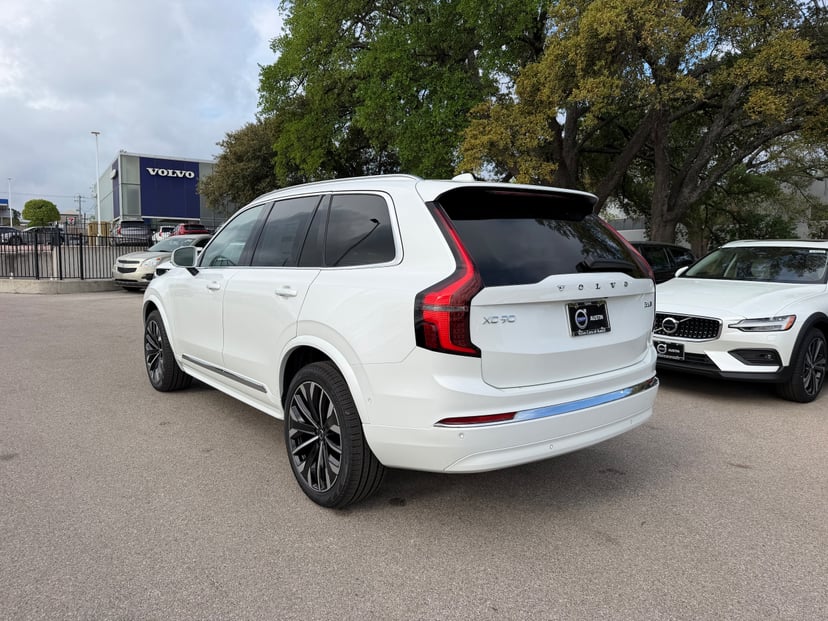 2026 Volvo XC90 - Image 2