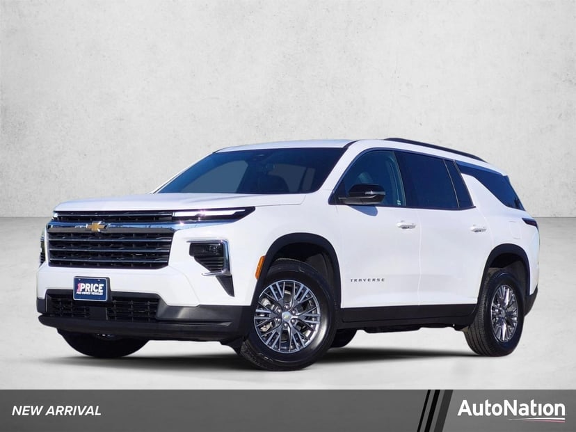 2026 Chevrolet Traverse - Image 2