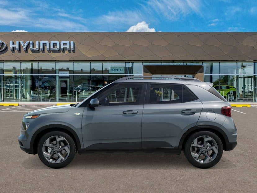 2026 Hyundai Venue - Image 2